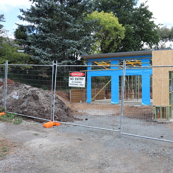 do you deliver and install temporary fencing and what's the cost for this in Littleton CO